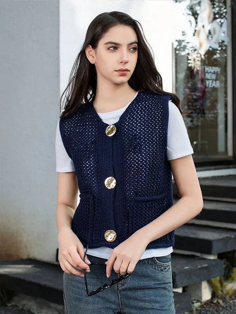 Women’s Vintage Knit Vest