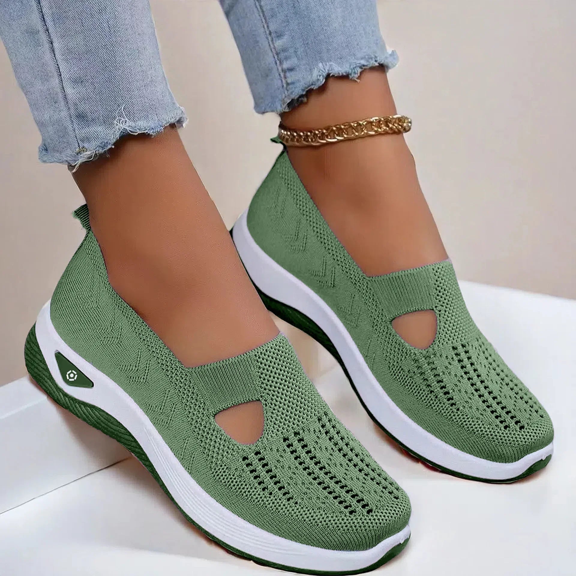 Women’s Breathable Walking Flats