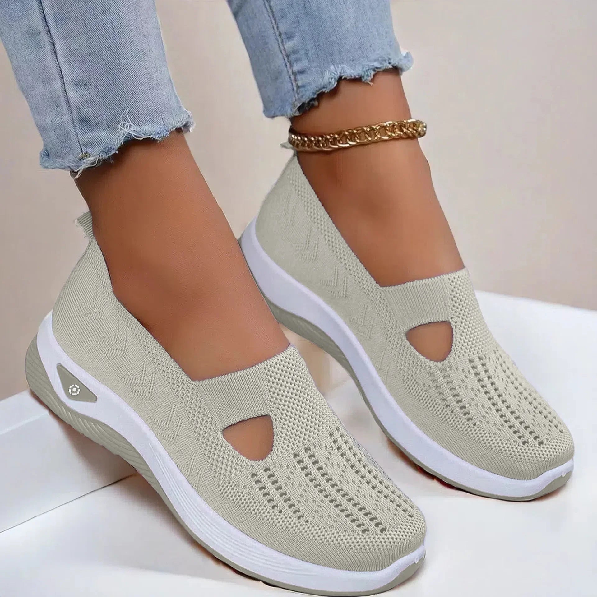 Women’s Breathable Walking Flats