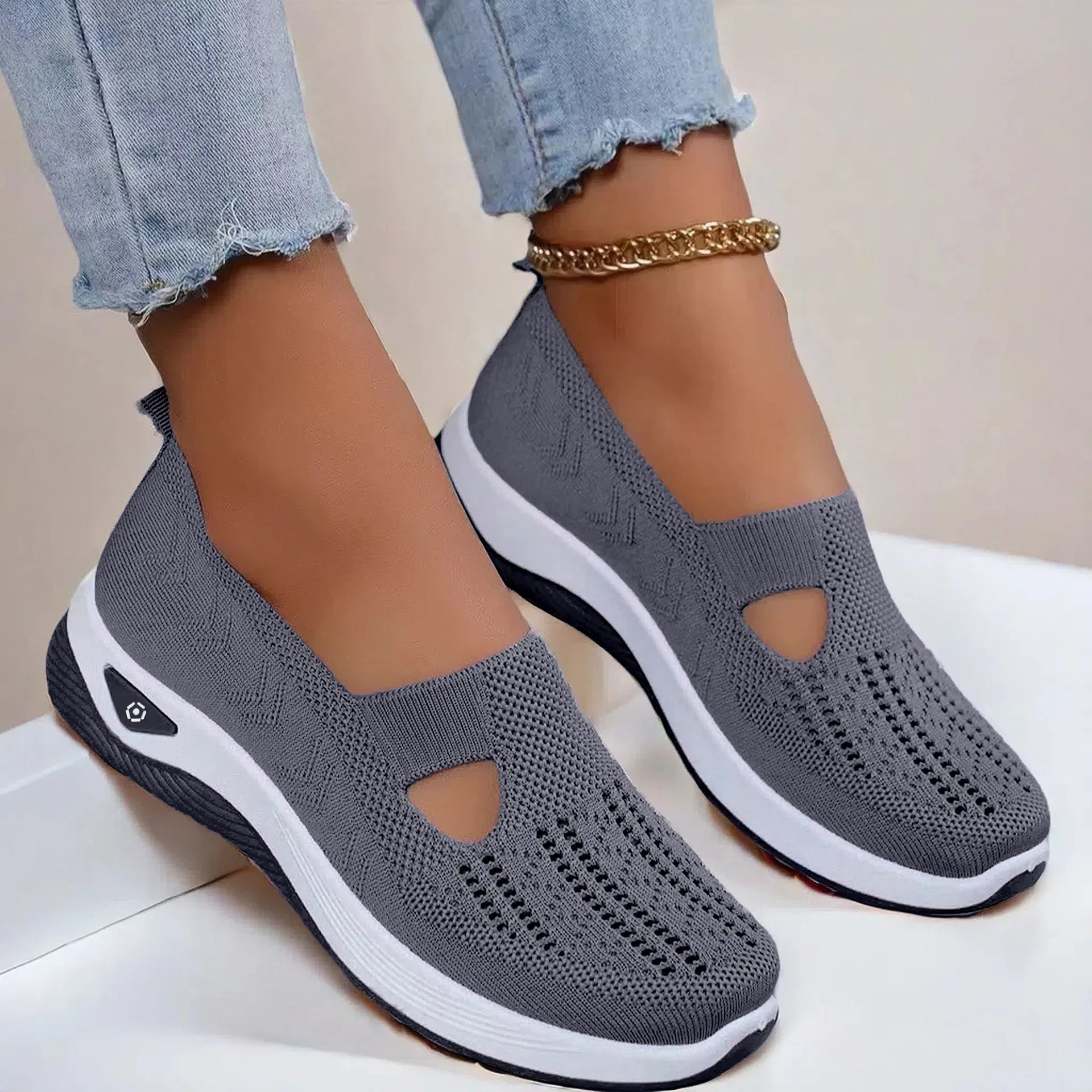 Women’s Breathable Walking Flats