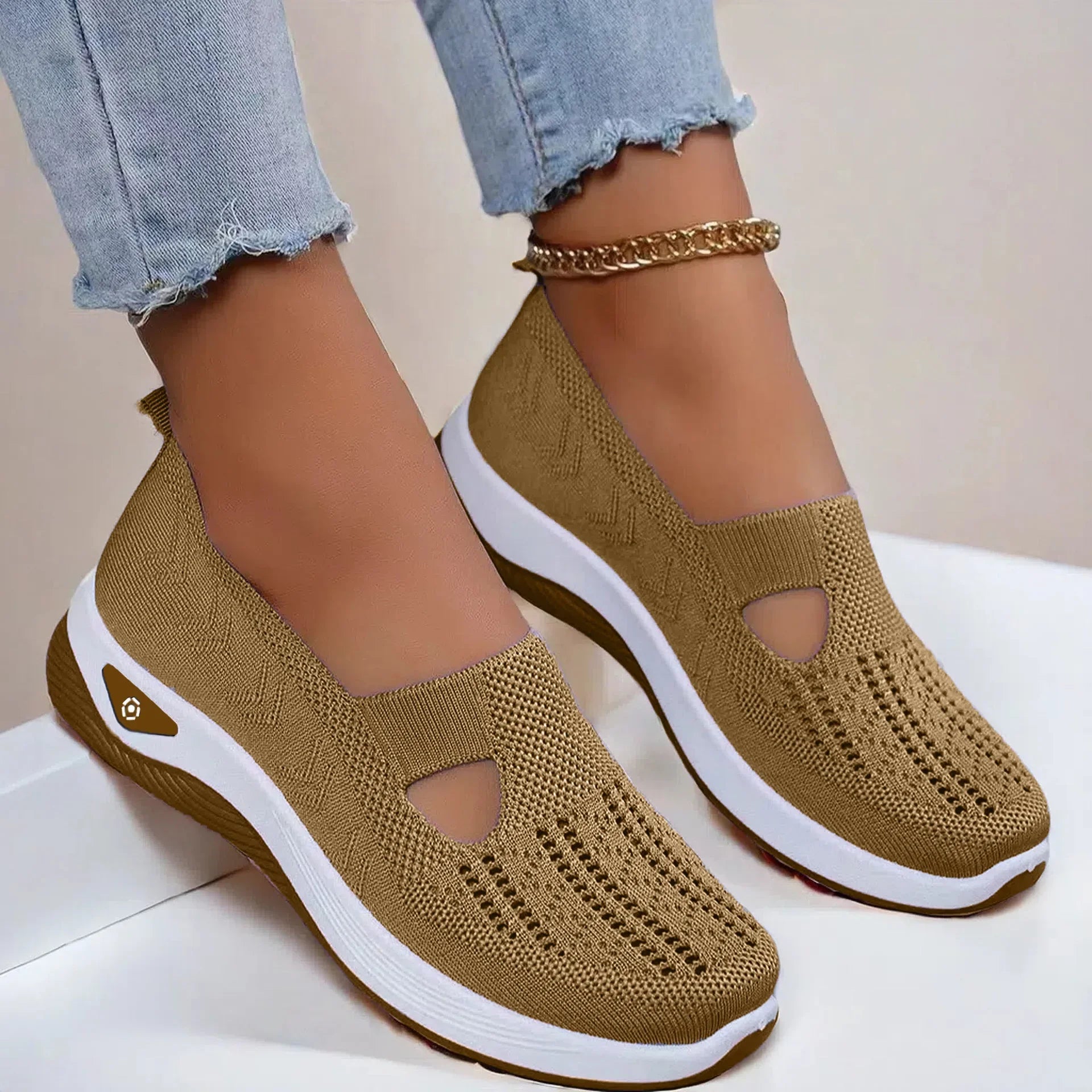 Women’s Breathable Walking Flats