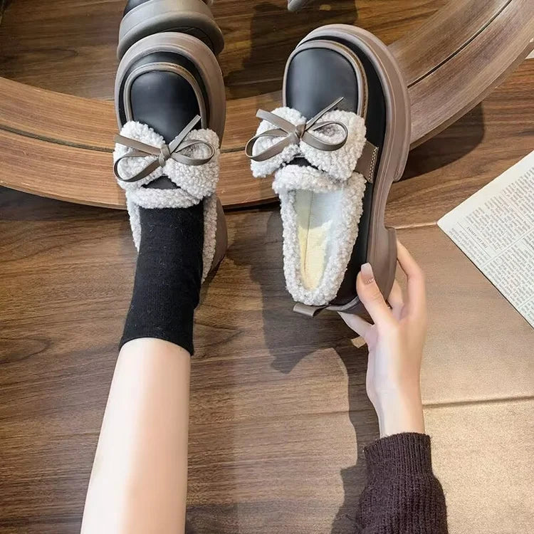 Women’s Retro Bow Loafers