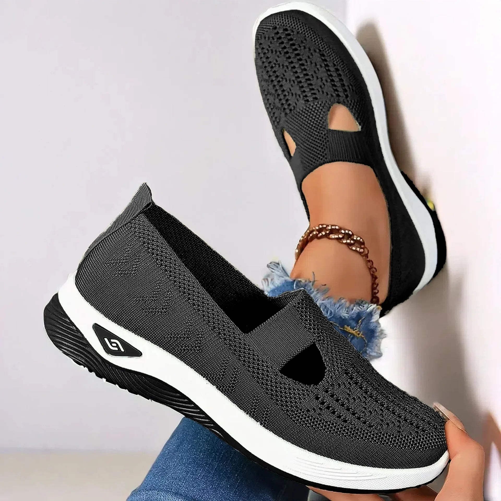 Women’s Breathable Walking Flats